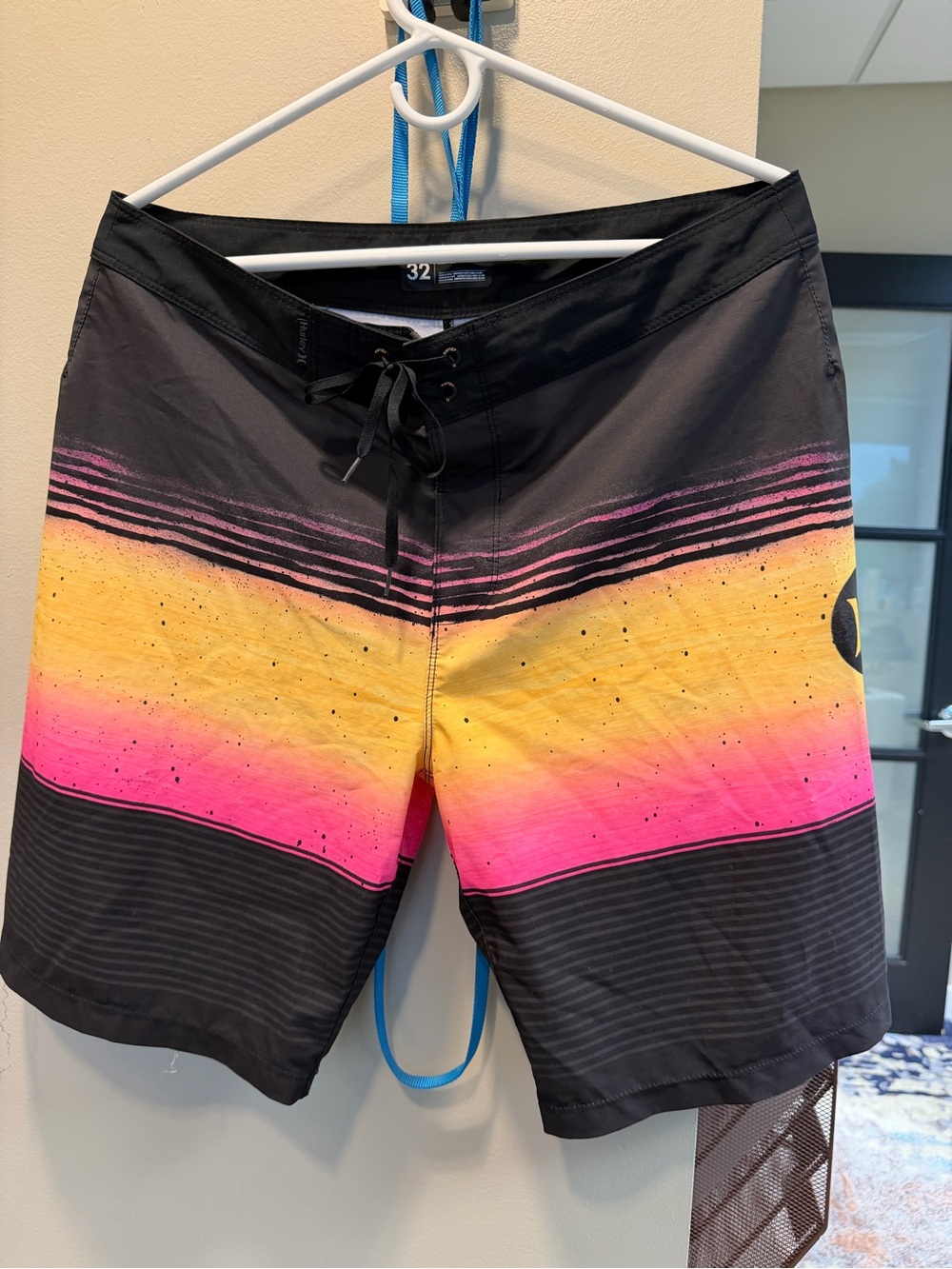 Men's Hurley Black Swim Trunks with Yellow & Pink Gradient Stripe - Size 32